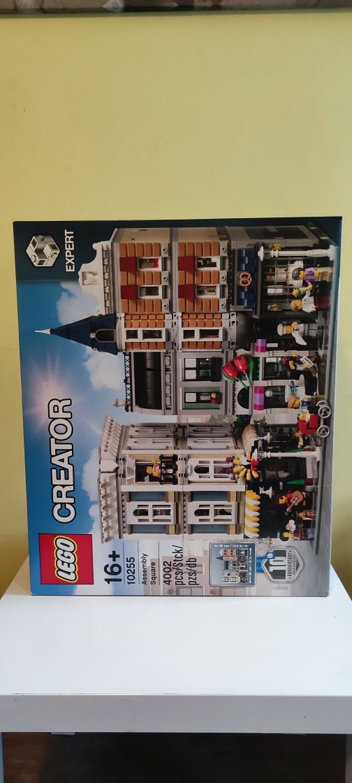 LEGO Plac Zgromadzeń 10255, Nowy, idelany