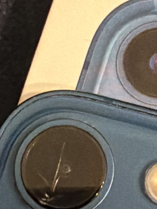 Oryginalny iPhone 13 niebieski w dobrym stanie