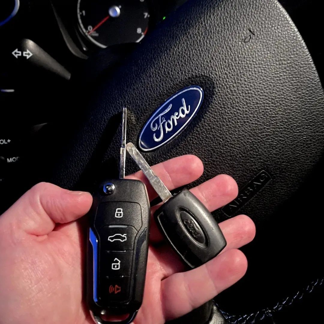 Ford Focus Escape Fusion Edge Kuga ключі програмування прив'язка авто