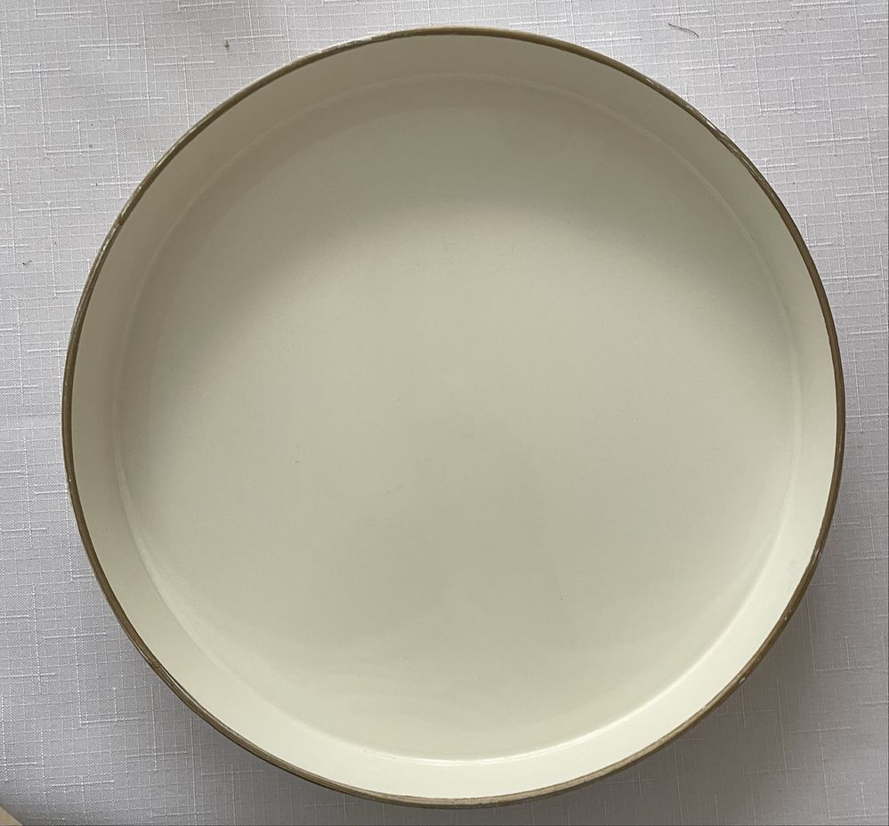 Taca 25,5 cm w kolorze ecru