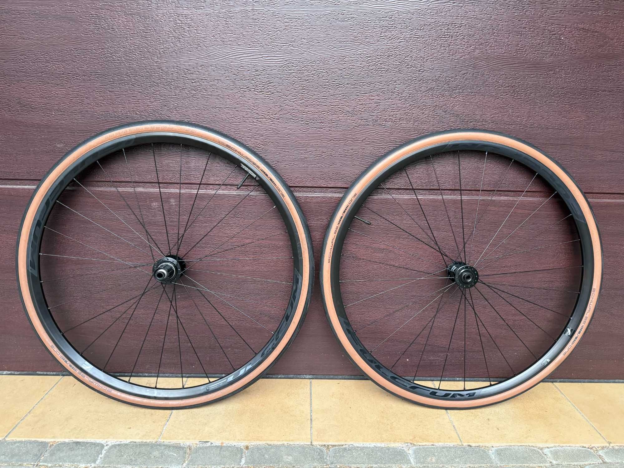 Kompletne koła rowerowe Fulcrum Racing 900 DB