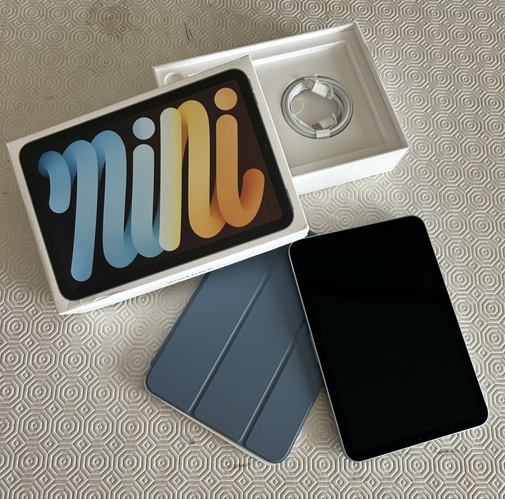Ipad Mini (última geração) c/ capa - Novo
