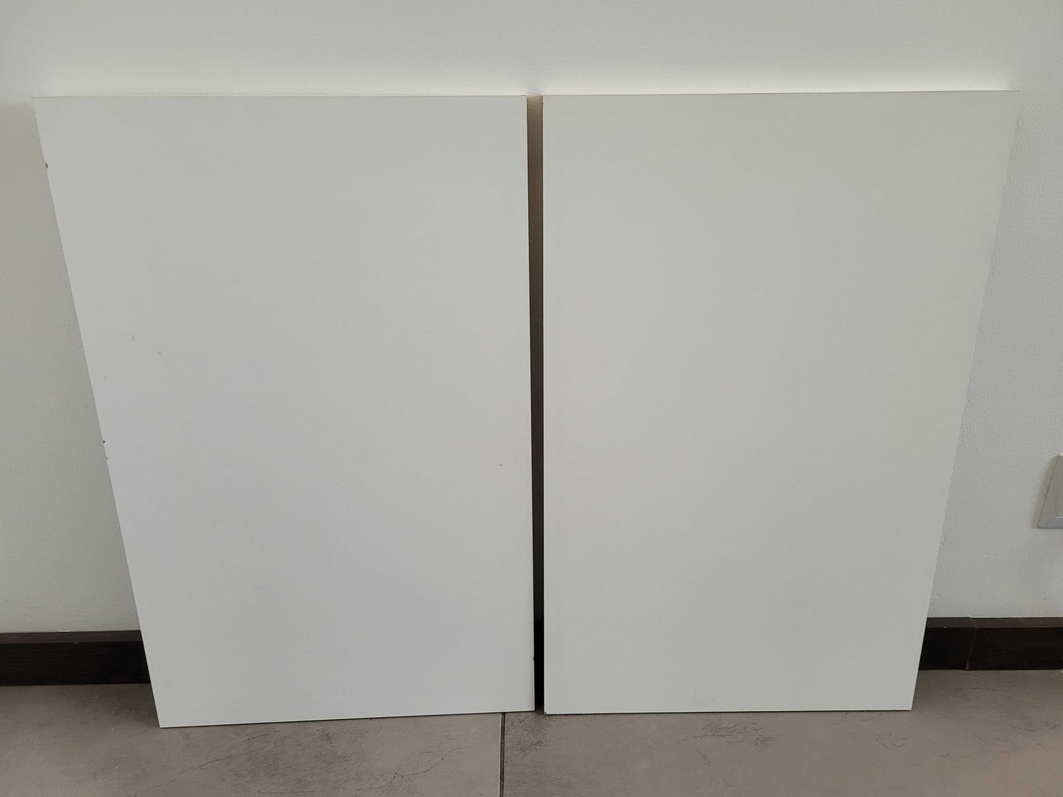 Półka IKEA UTRUSTA 60x37 cm w kolorze białym