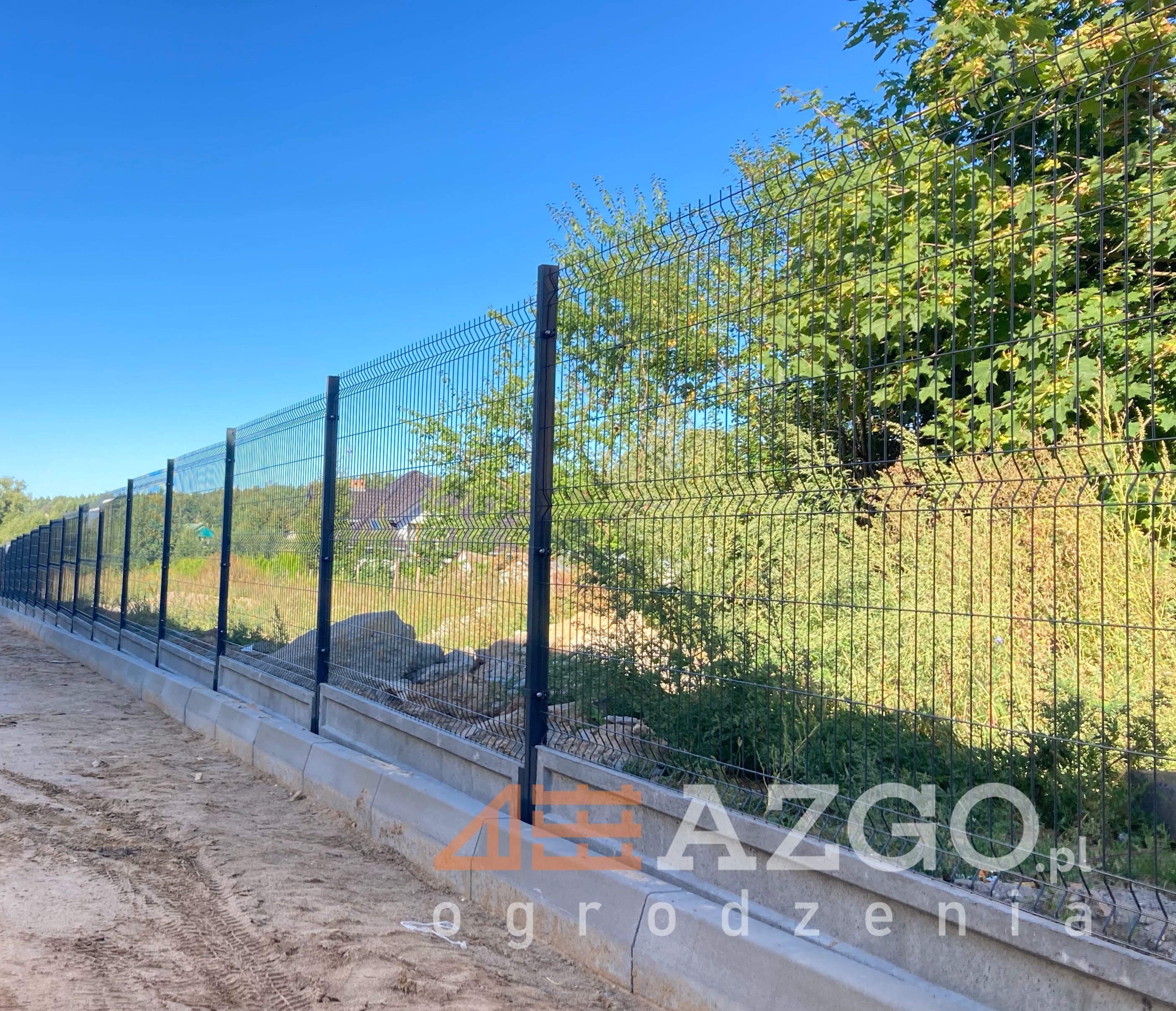 Panele ogrodzeniowe Panel 2D 3D ogrodzenie siatka zgrzewana producent