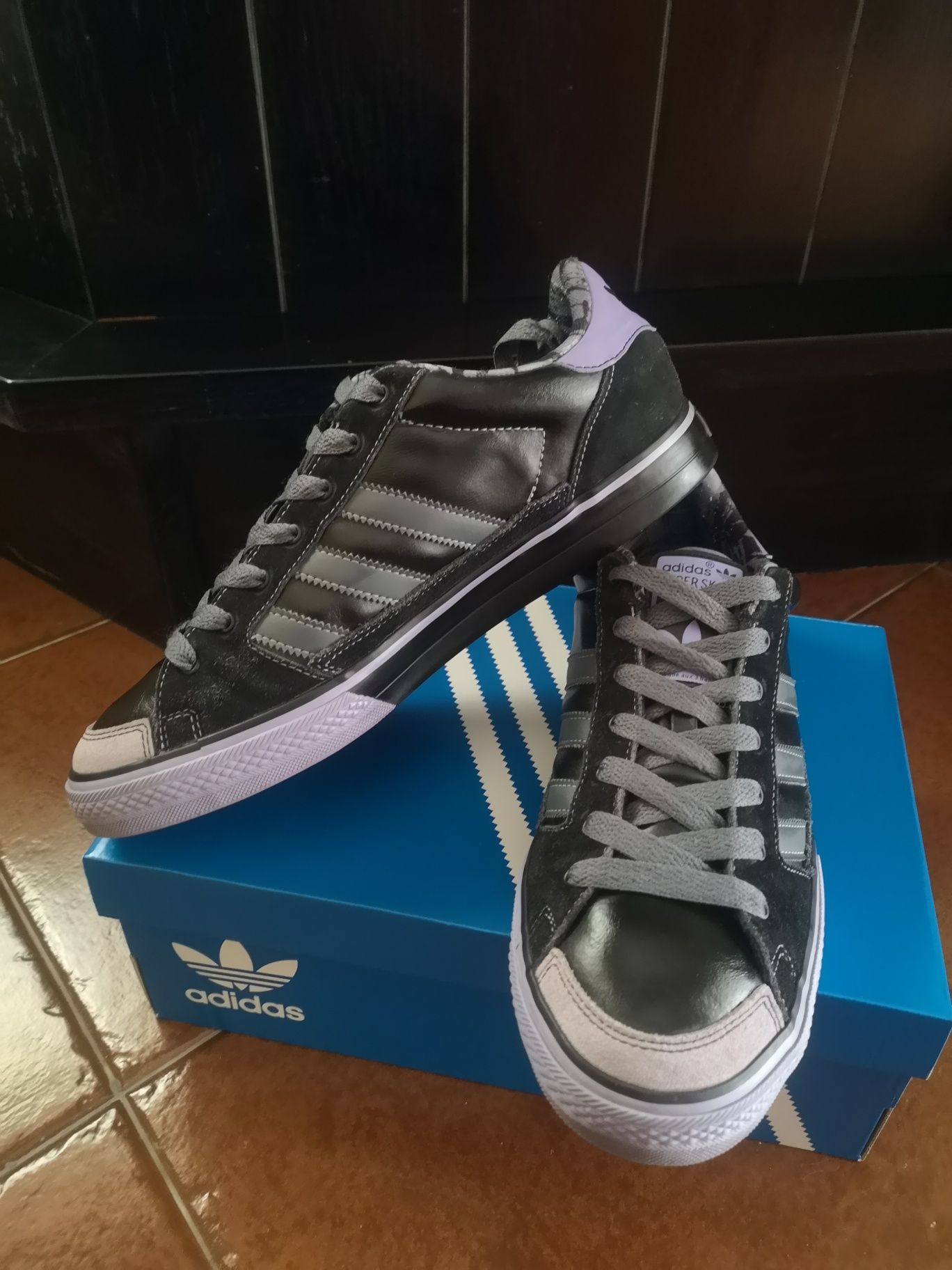 Sapatilhas Adidas (Originais)*