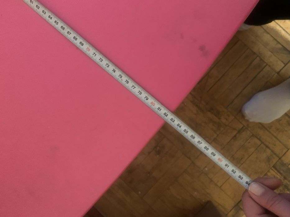 Дитячий столик та стільчики . Зростаюча парта .