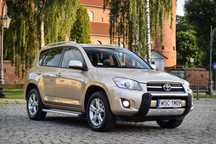 Toyota RAV4 4x4 1 Właściciel Salon Polska Nawigacja Full Opcja
