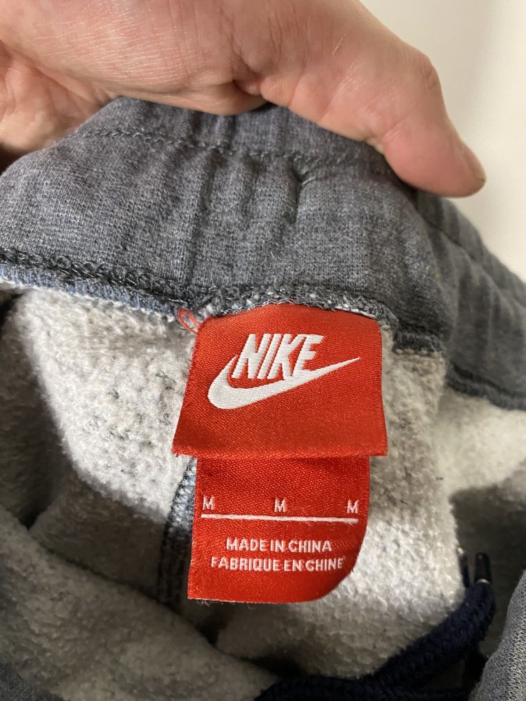 Чоловічі спортивні штани на байці теплі на осінь зиму Nike NSW M М nik