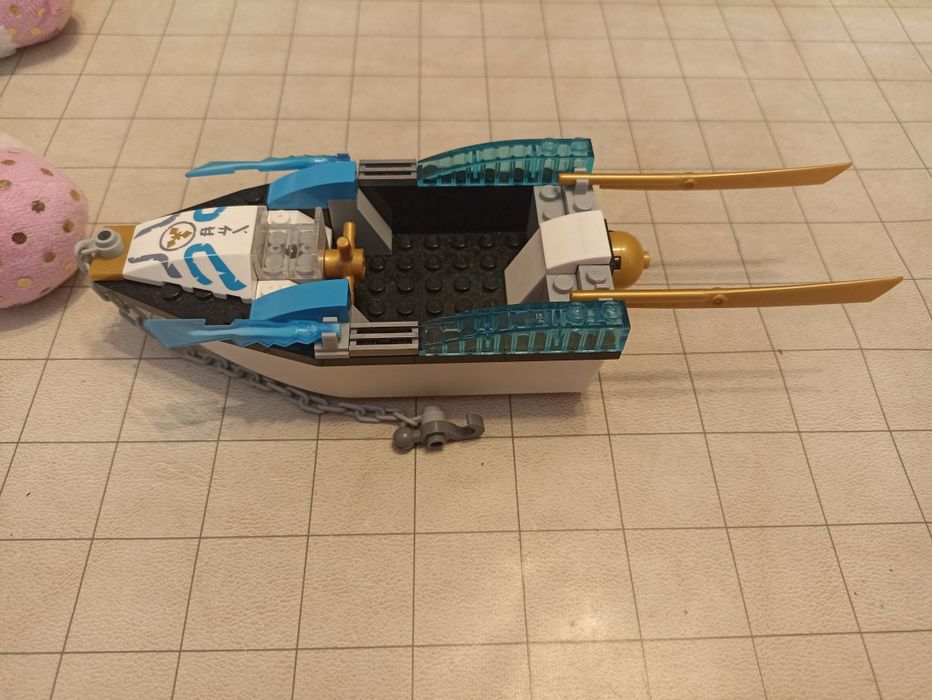 LEGO Ninjago 10755 Zane's Ninja Boat Pursuit