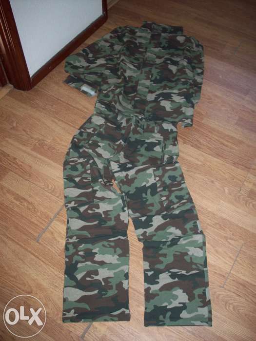 Camuflados e acessorios vestuario