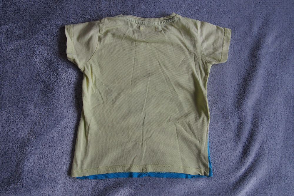 T-shirt bluzeczka z krótkim rękawkiem "wieloryb" rozmiar 92