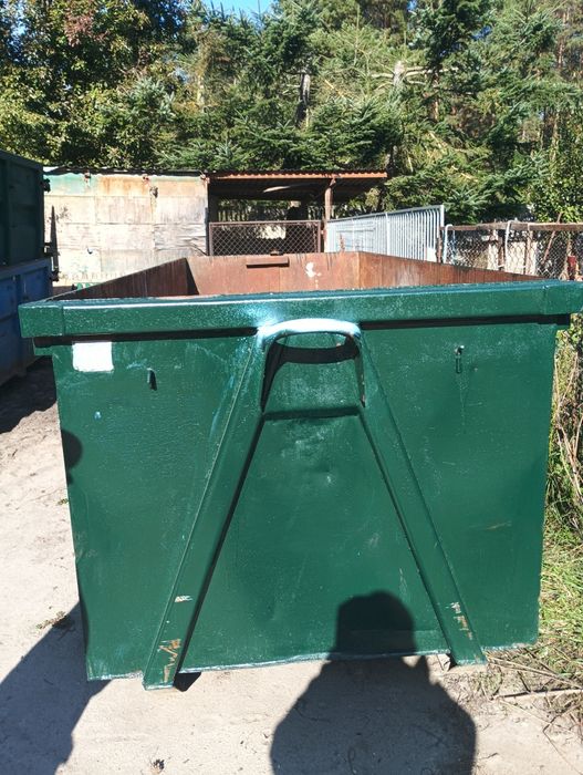 Kucie posadzek itp minikoparką młotem hydraulicznym , wywóz gruzu.