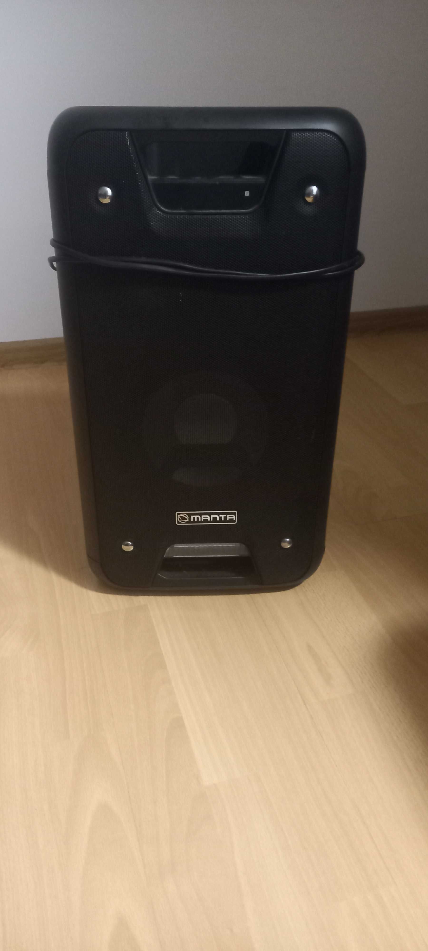 Dzień dobry, sprzedam głośnik. W zestawie pilot i mikrofonon
