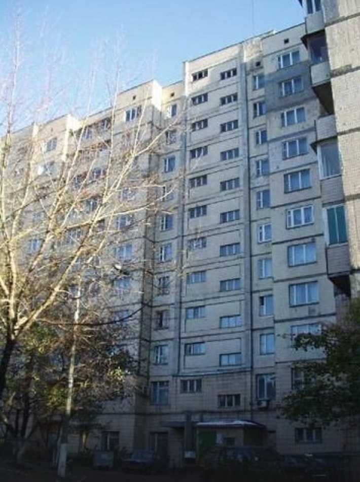 Продам 2к квартиру метро Політех, Старокиївська 9 Шевченківський район