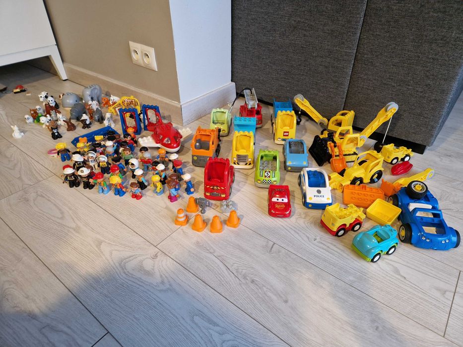 Lego DUPLO, duży zestaw, kolejka, pojazdy, ludziki, zwierzęta
