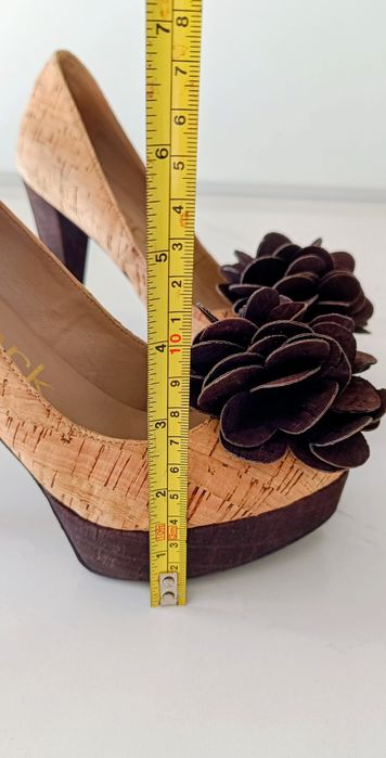Sapatos de salto alto compensado, em cortiça, 35, made in Portugal