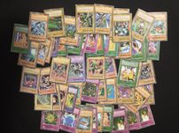 61 kart Yu Gi Oh w wersji angielskiej