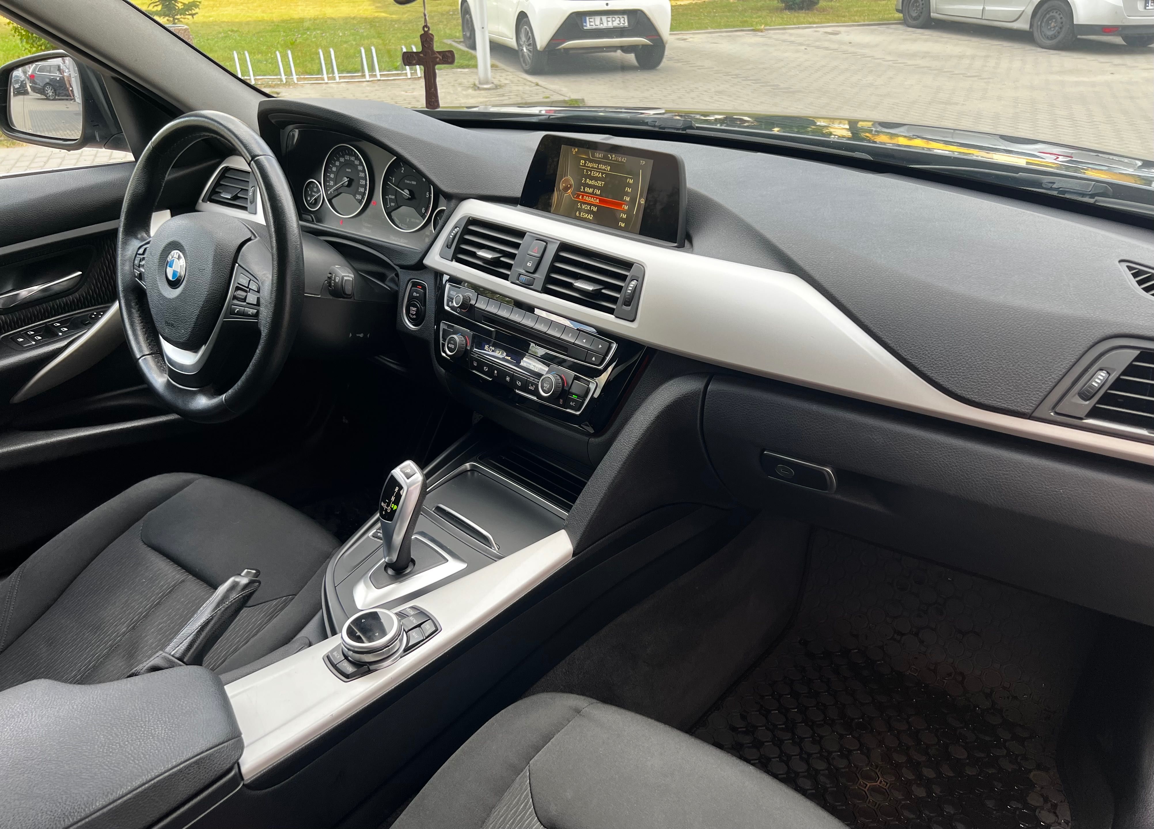 BMW F30 320D LCI Bezwypadkowa, prywatnie, automat, lift , 2kpl kół