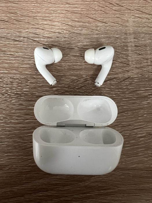 AirPods Pro 2 (Lightning)