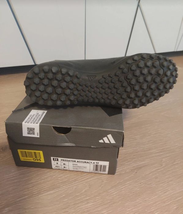 Turfy adidas predator