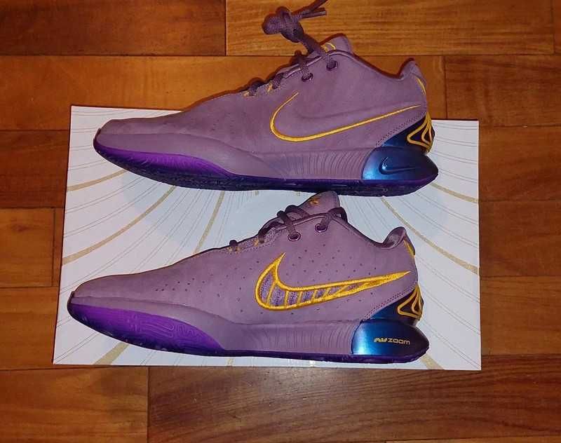 Nike LeBron XXI 21 Violet dust \ university gold rozmiar 44,5 Nowe