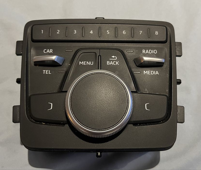 Audi a5/a4 radio mmi, panel i zlącze usb