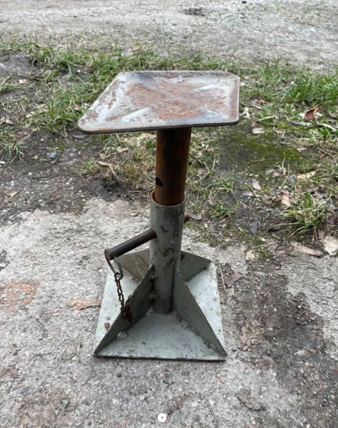 Kobyłka podpórka stojak pod auto