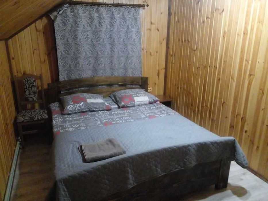 Котедж на. 5 спалень. Басейн. Чан. Тераса.  Вид на гори