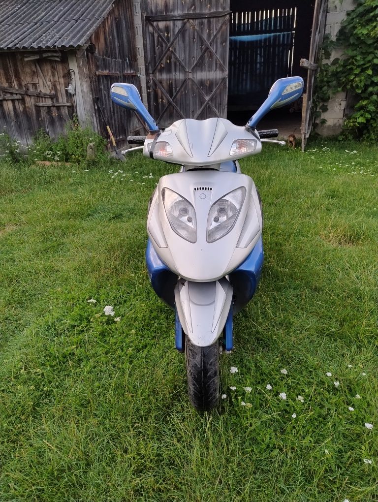 Sprzedam skutera marki HANGLONG 2008r 50cm3