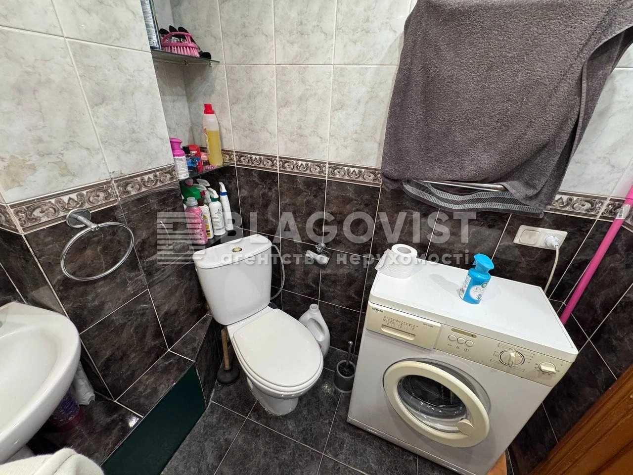 Продам видову 3 кім.квартиру.Дніпровська наб.3. м.Лівобережна.Позняки.