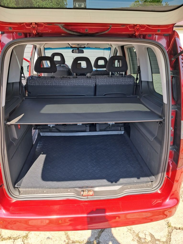 Mercedes Vaneo 1.7 CDI 2004r. z automatyczną skrzynią biegów.