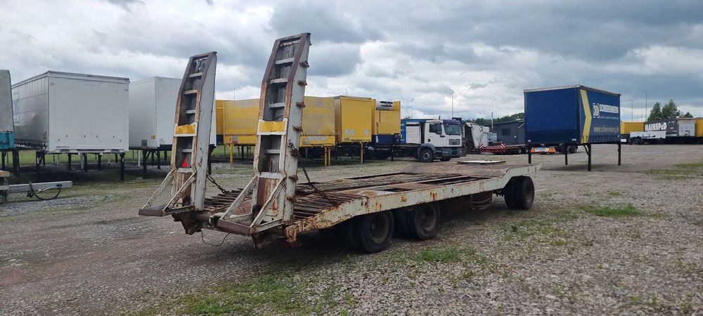 Schwarzmuller 23.500zł netto PRZYCZEPA NISKOPODWOZIOWA 8.65M, 3 OSIOWA RESOR NAJAZDY MOŻLIWOŚĆ TRANSPORTU