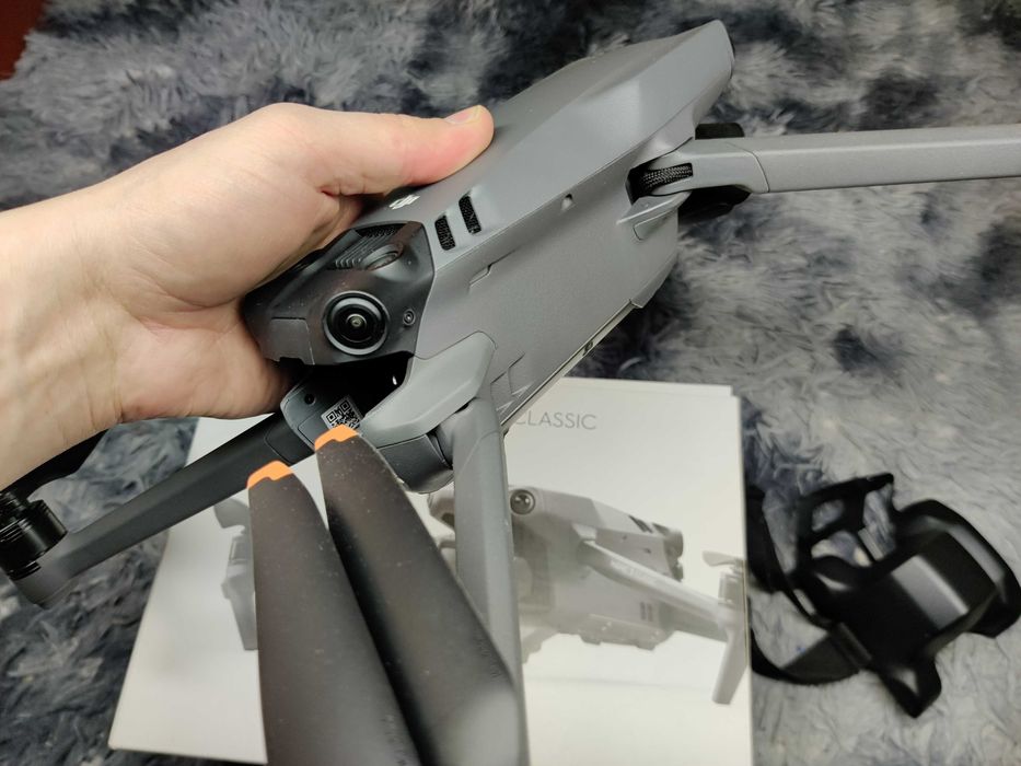 Дрон DJI Mavic 3 Classic мавік 3 класік mavik квадрокоптер