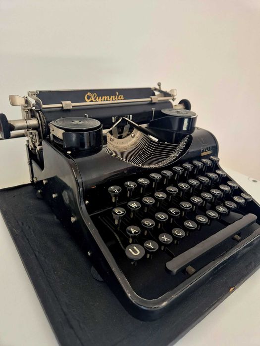 Olympia Filia zabytkowa niemiecka maszyna do pisania sprawna