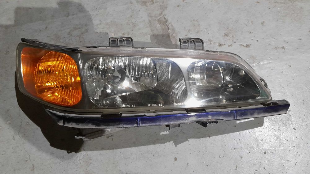 Фара CF CL Accord 6 CF6 HONDA STANLEY R7637