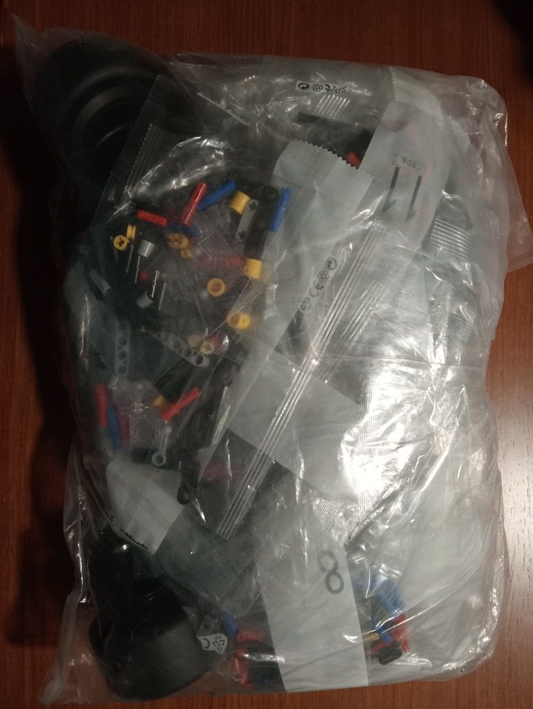 LEGO - Mercedes-AMG F1 W14 E Performance