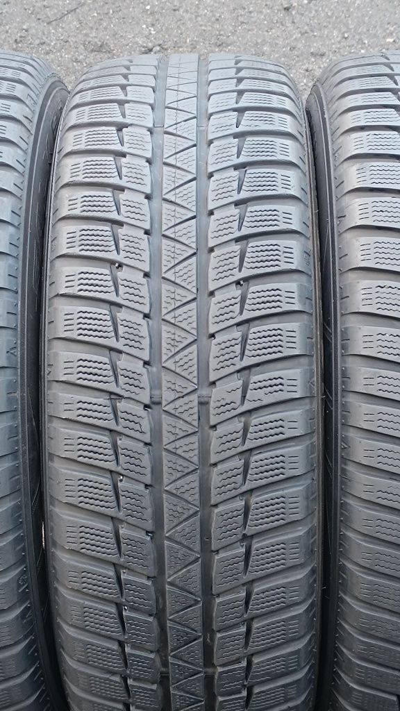 215/60R16 99H Falken HS449 Eurowinter