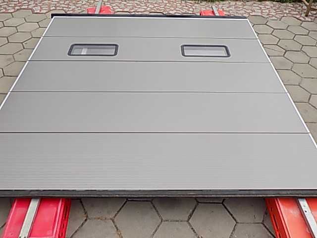 Brama garażowa segmentowa panelowa 303x308cm