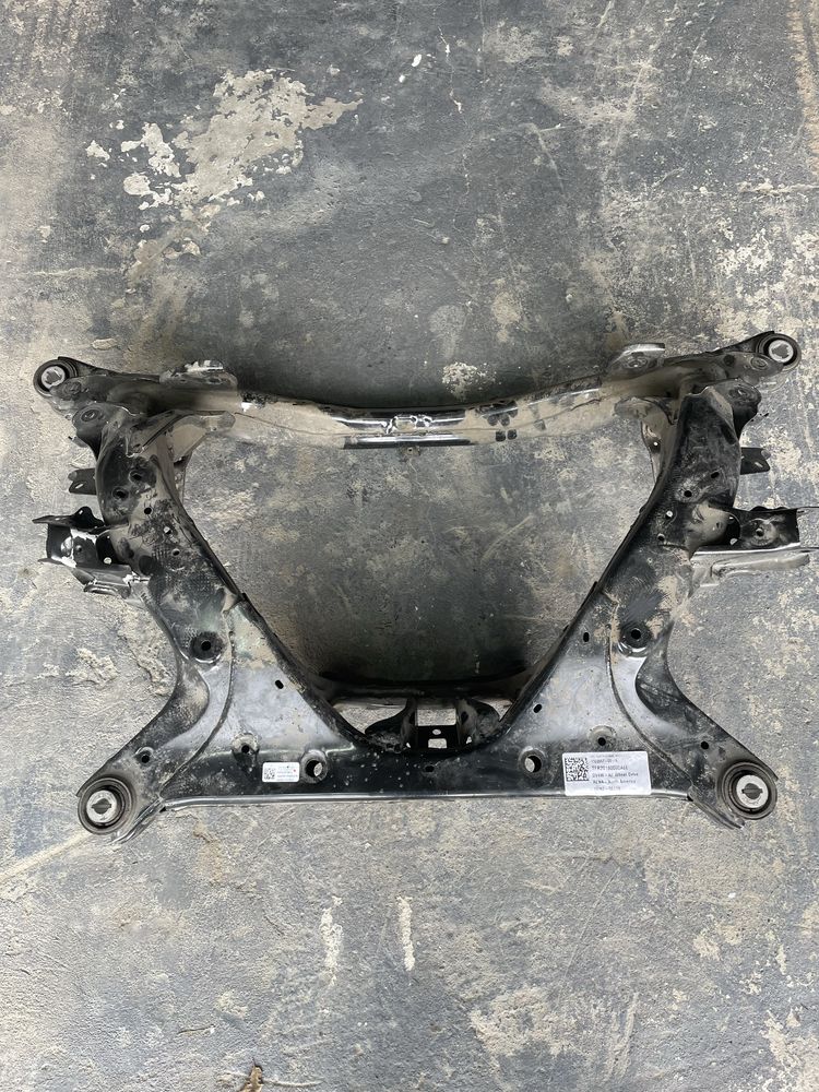 Задній підрамник Tesla model 3/Y 1103557-00-A