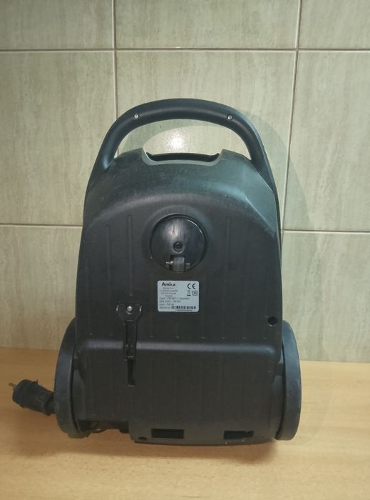 Odkurzacz Amica Sumam VM 6011 moc 700W NIESPRAWNY