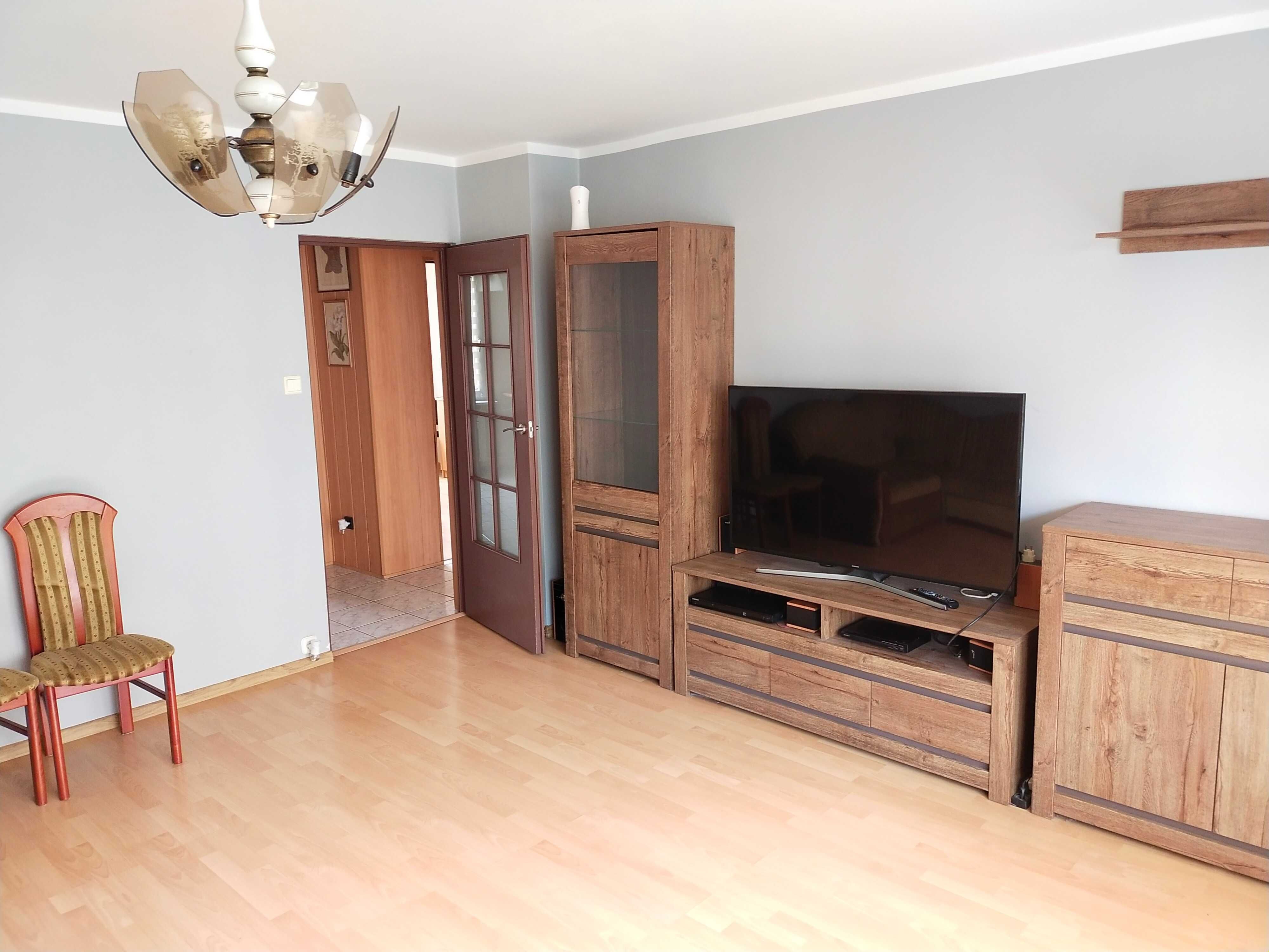 Mieszkanie 4 pokoje 72m2 Os, Niepodległości / 2 piętro