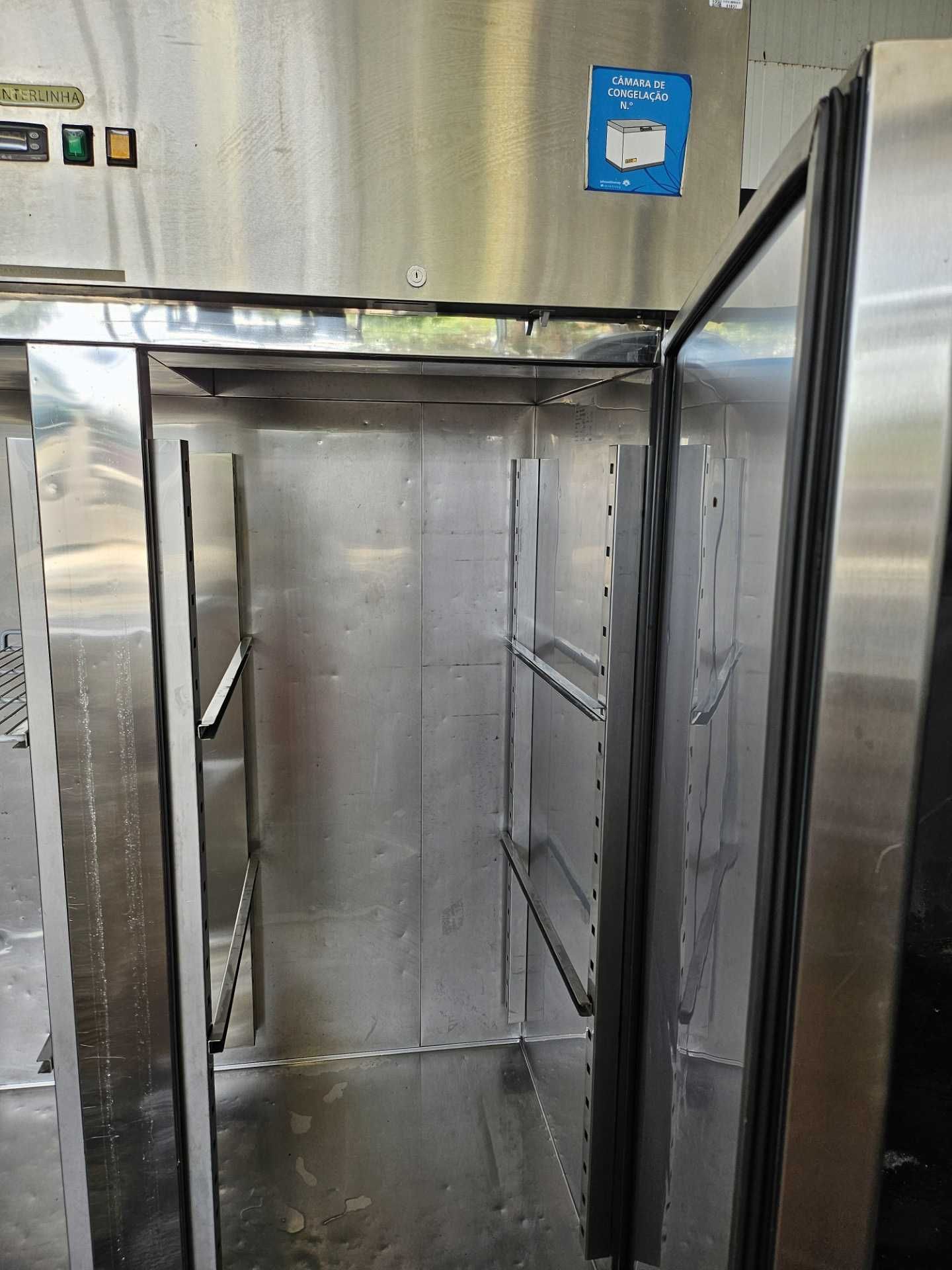 Armário de congelação em inox