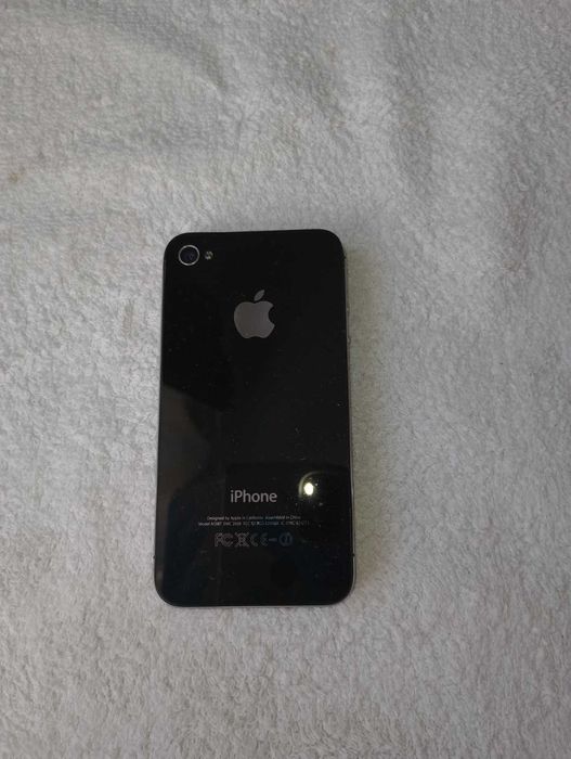 Sprzedaż iPhone'a 4S