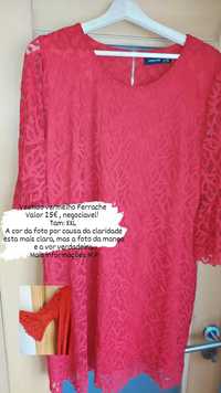 Vestido vermelho ferrache