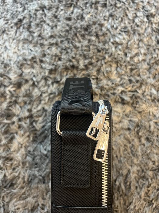 Сумка lacoste в новому стані