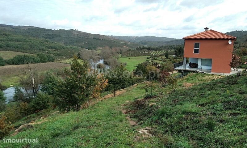 Moradia Isolada T3 / Oliveira do Hospital, Felgueira Velha