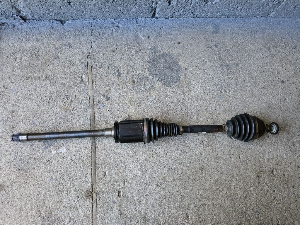 BMW F10 pólos prawa przód