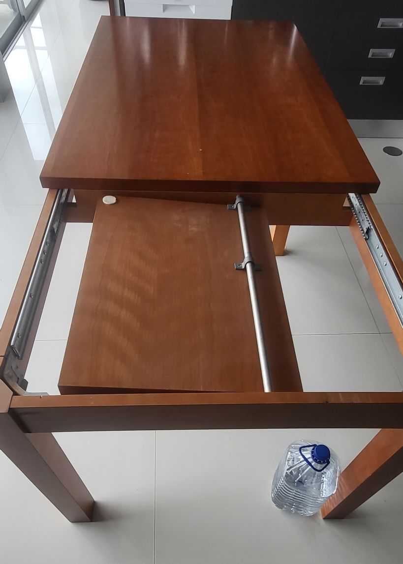 4 cad+Mesa de jantar em madeira extensível