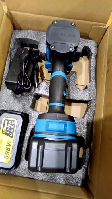 klucz udarowy GISAM 1200Nm- 2x AKUMULATOR