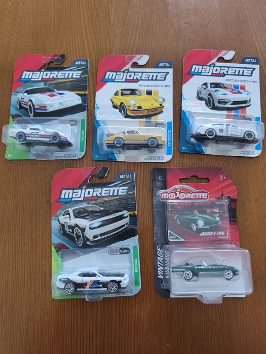 Majorette novos ainda fechados